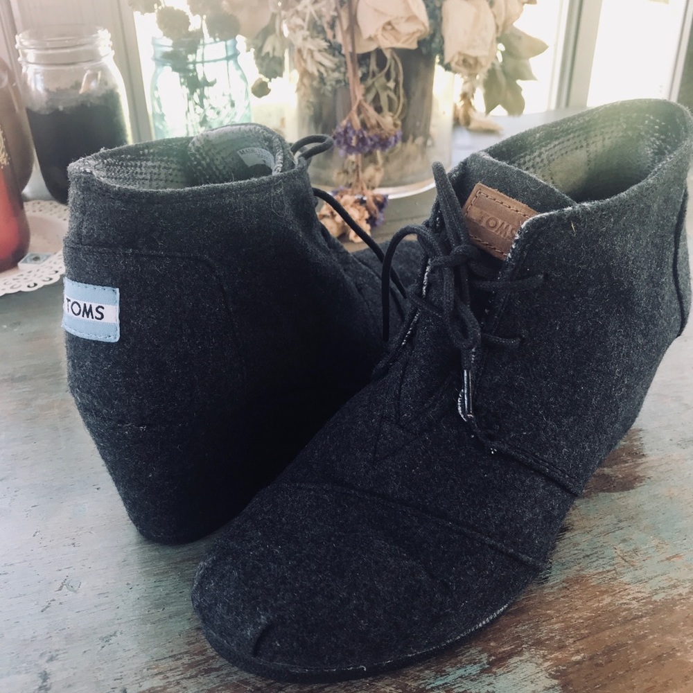 TOM’s Charcoal Gray Wedge Booties
